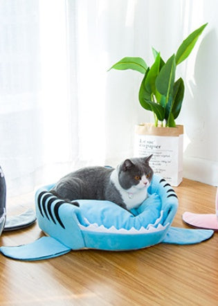 Shark Pet Bed for Small Dogs & Cats