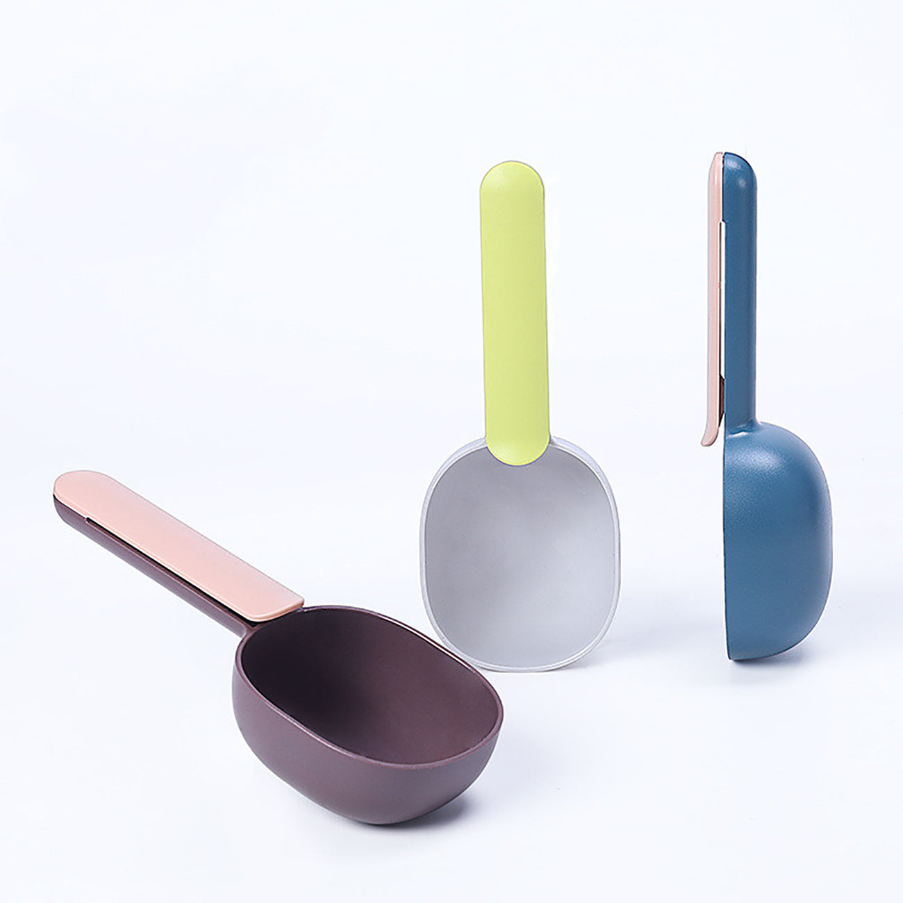 Pet Food Scoop with Clip Handle